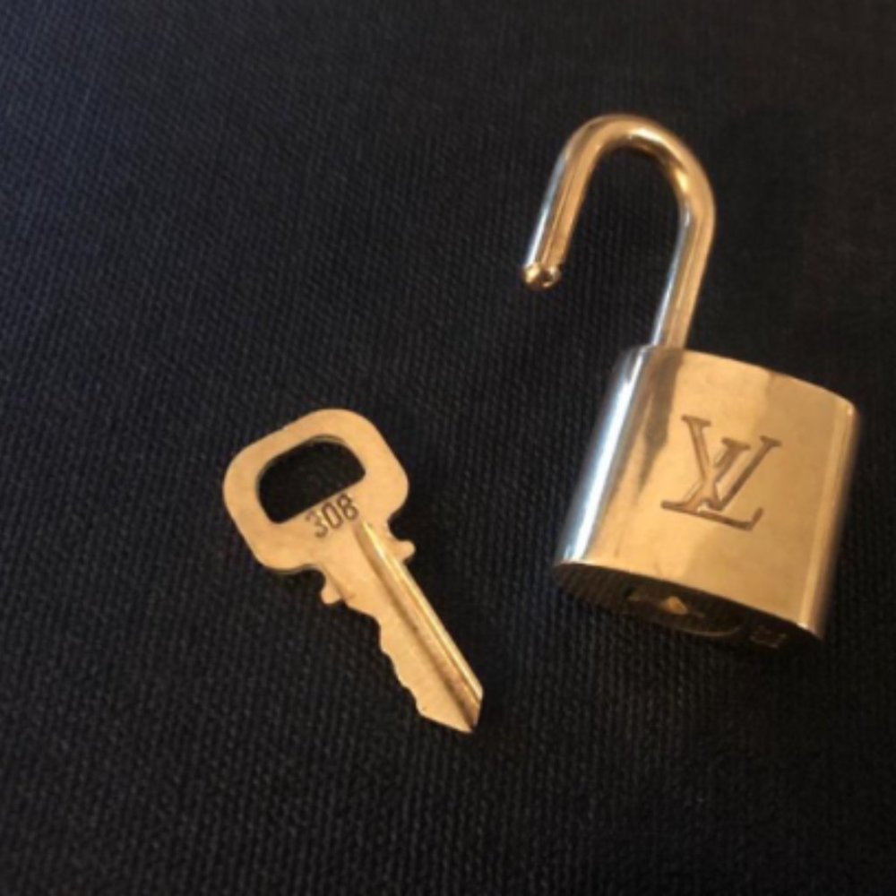 Louis Vuitton lock and key